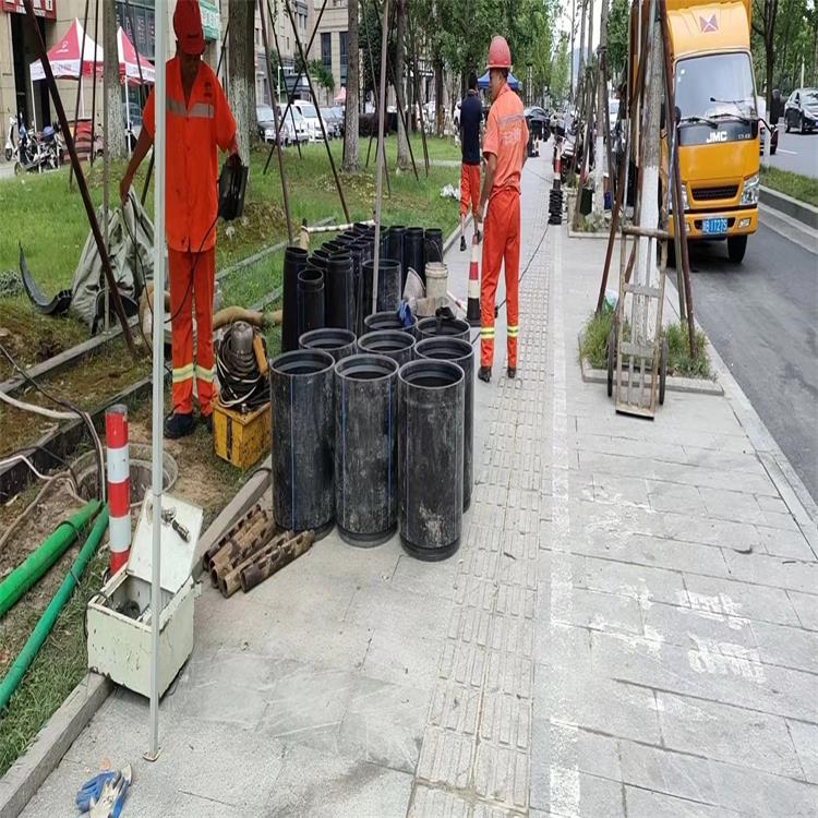小蓝管道短管置换修复